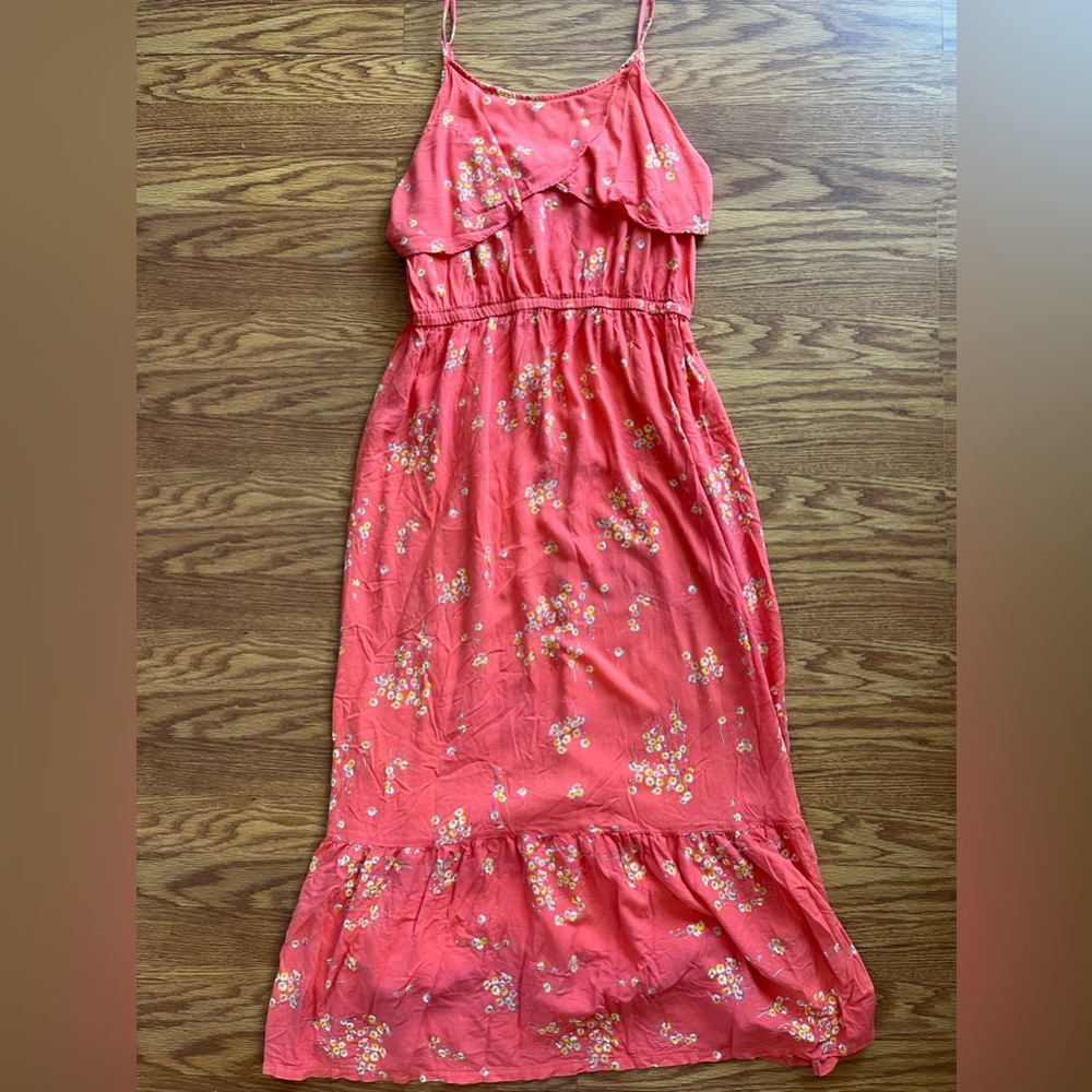 Elegant Coral Floral Maxi Dress L with coral infinity scarf